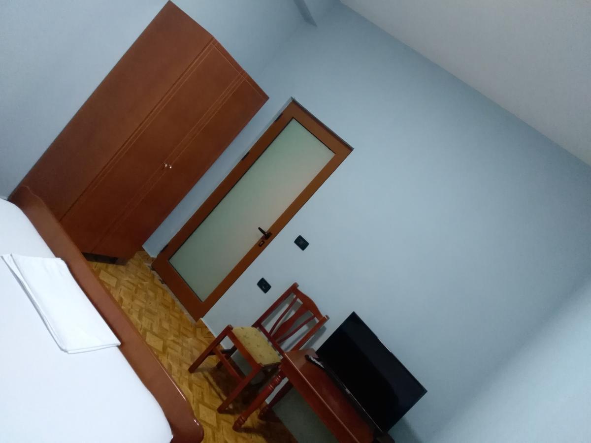 Hotel Gjeli Фиери Экстерьер фото